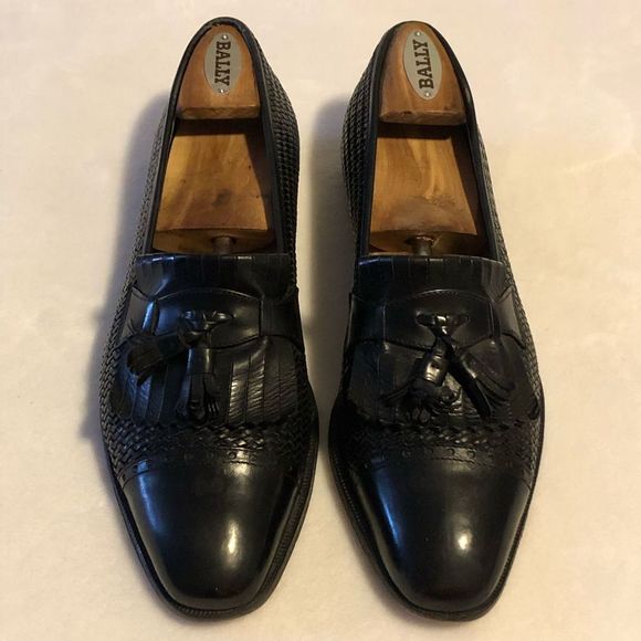 Vintage Salvatore Ferragamo Black Leather Woven Cap Toe Kiltie Tassel Loafers • main image 5
